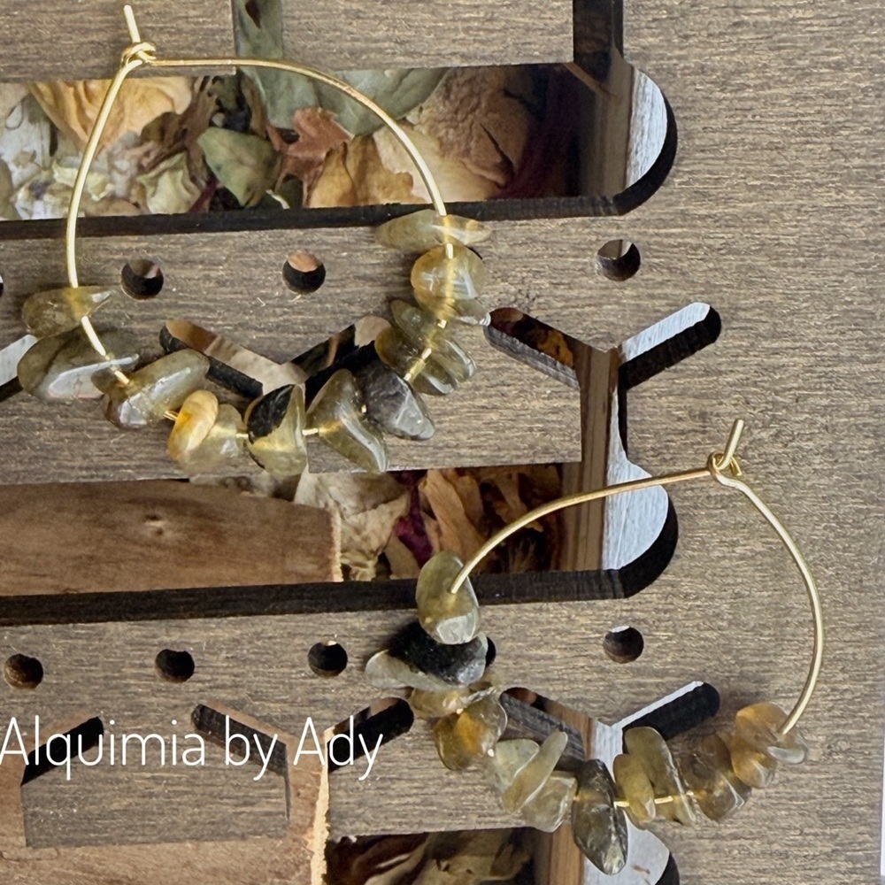 Gemstones RARE YELLOW LABRADORITE + Gold handmade wire hoops